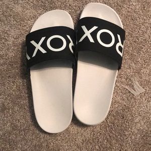Roxy Slides